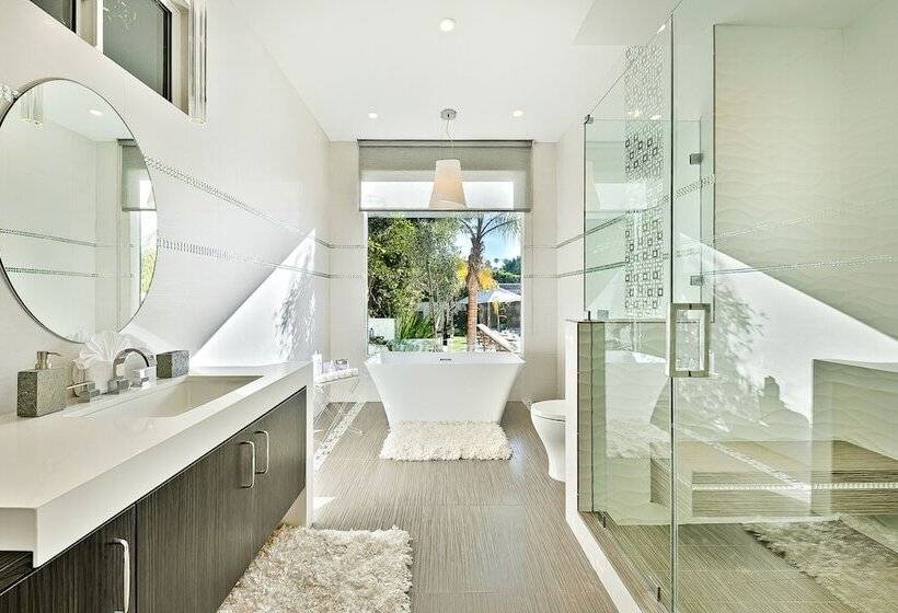 Beverly Hills Luxury Modern Palace