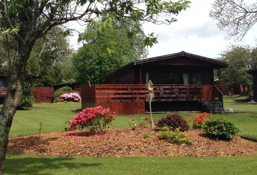 Birch Lodge 13 With Hot Tub