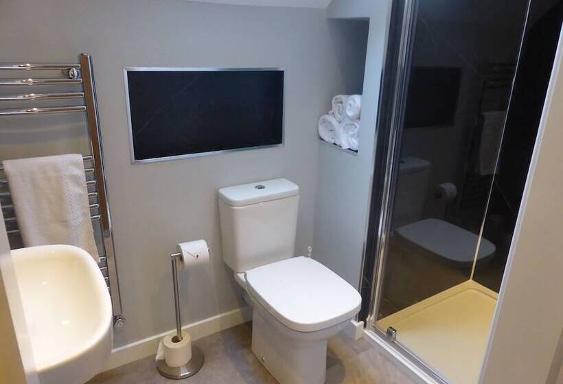 Birch Lodge 13 With Hot Tub