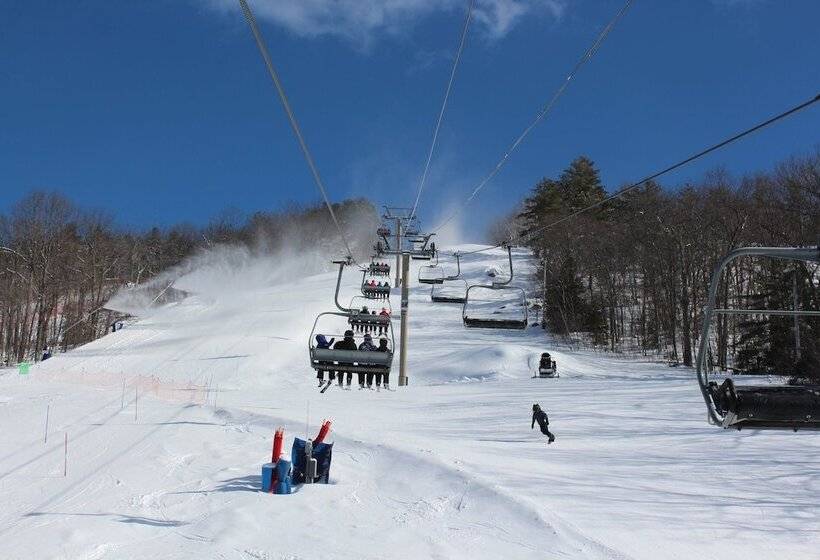 Cranmore Condominium Lodging