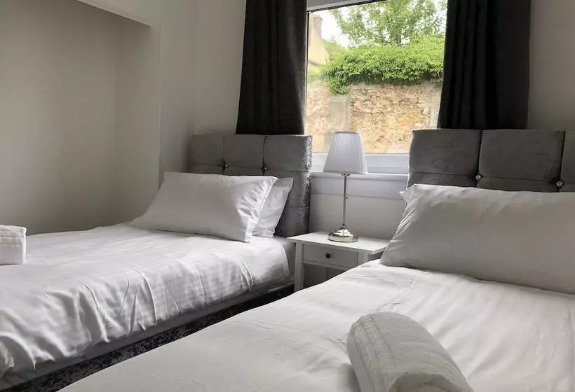 Dysart Sea View Apartment