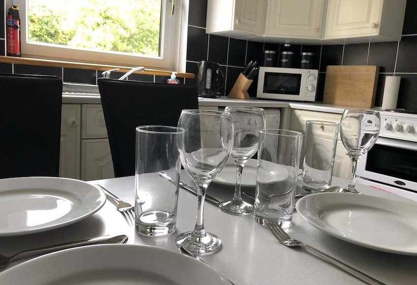 Dysart Sea View Apartment