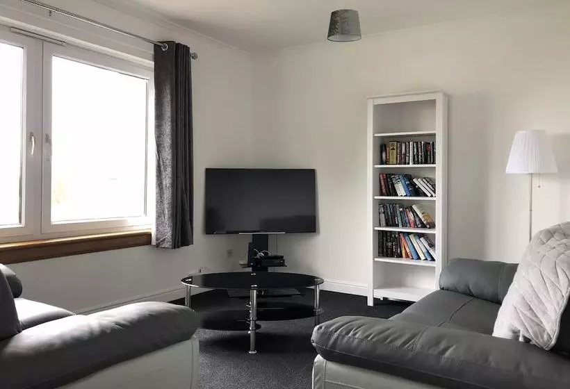 Dysart Sea View Apartment