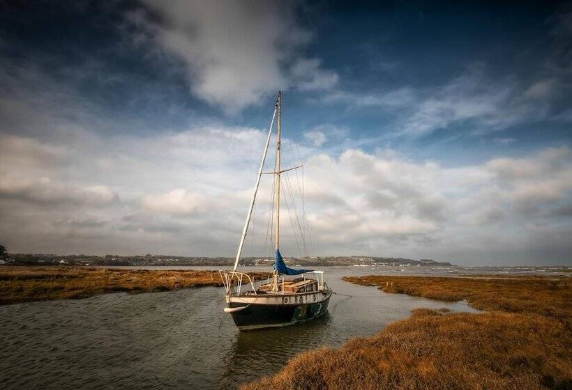 Lon Y Traeth Bed & Breakfast