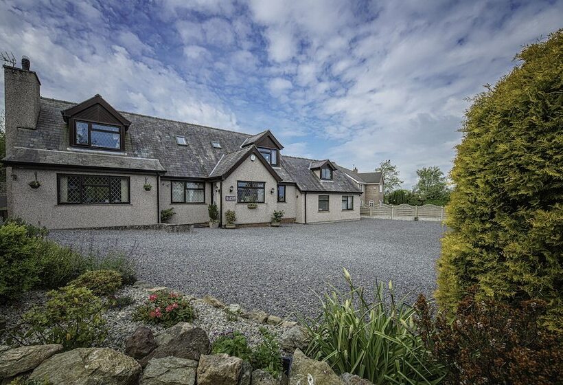 Lon Y Traeth Bed & Breakfast