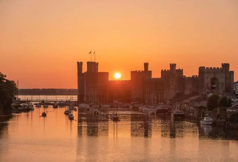 Lon Y Traeth Bed & Breakfast