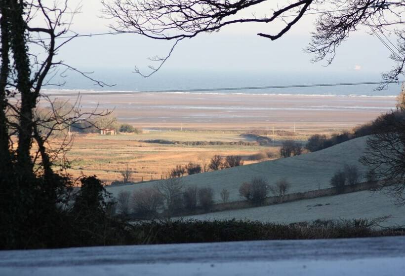 Lon Y Traeth Bed & Breakfast