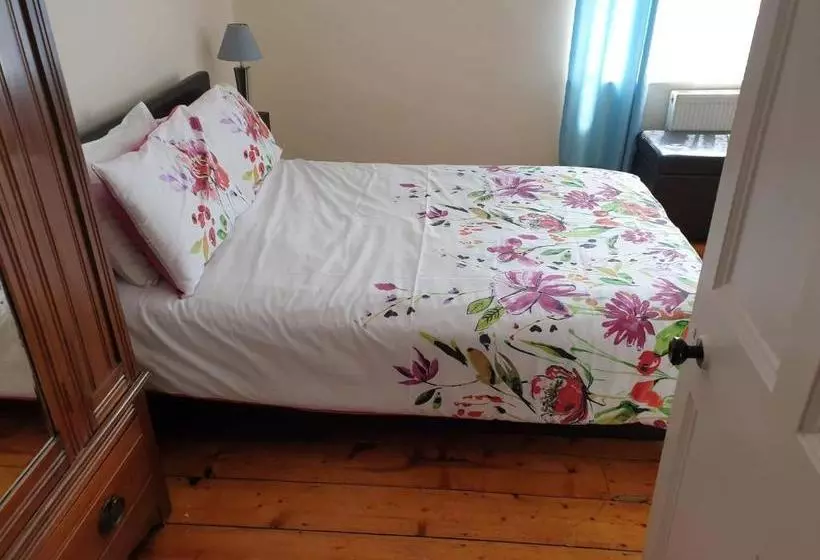 Sea View Cottage