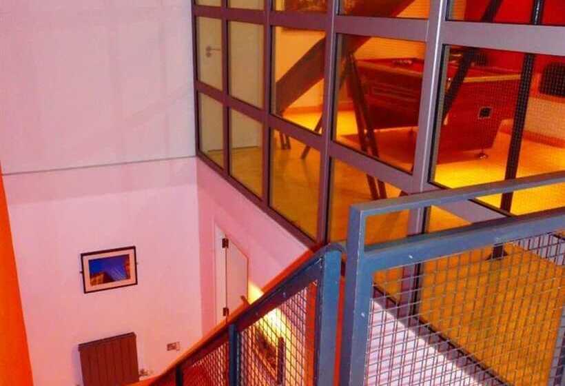 Luxurious City Centre Penthouse