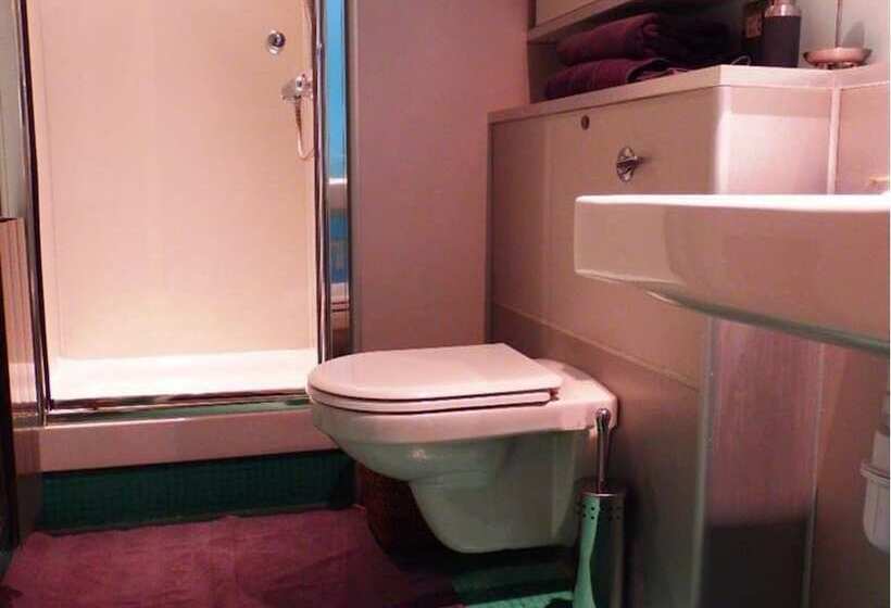 Luxurious City Centre Penthouse