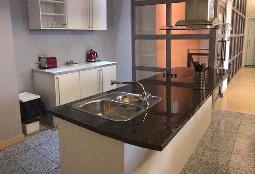 Luxurious City Centre Penthouse