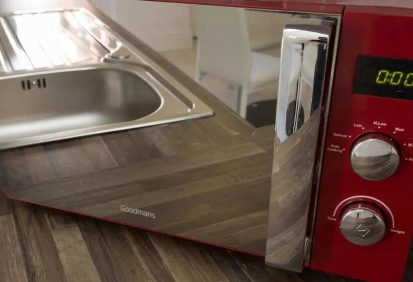 پانسیون Townhouse Plus @ Westminster Street Crewe