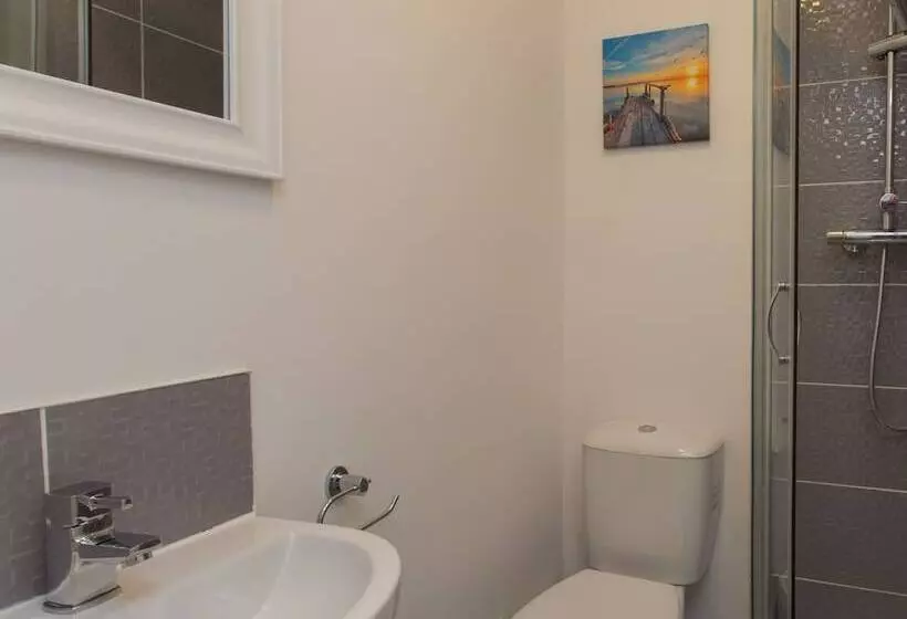 پانسیون Townhouse Plus @ Westminster Street Crewe