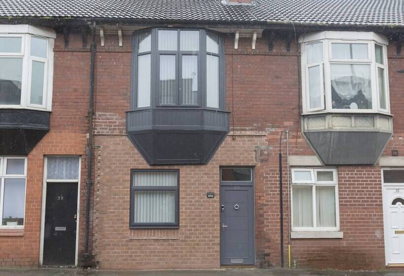 پانسیون Townhouse Plus @ West Street Crewe