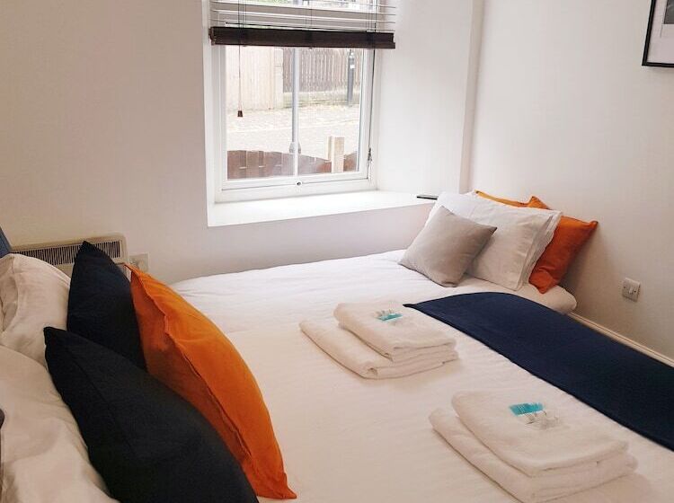 Blueone Serviced Apartments Sandon House