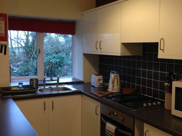 Byre Cottages And Cafe Museum