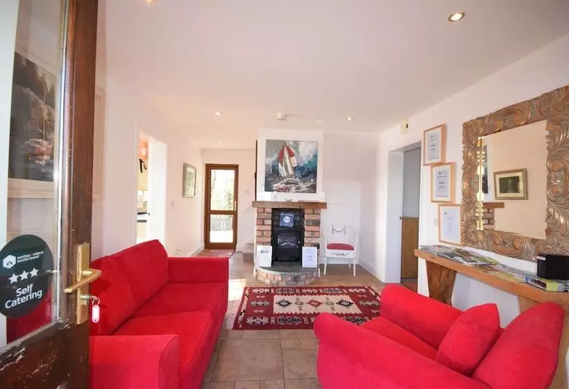 Inishclare Cottages