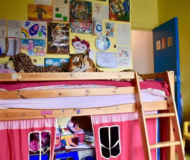 Quirky Brighton Seafront Home