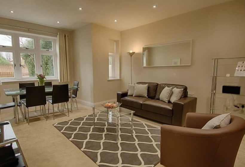 Roomspace Apartments  Kinnaird Court