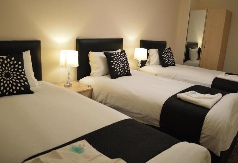 The Townhouse Newcastle