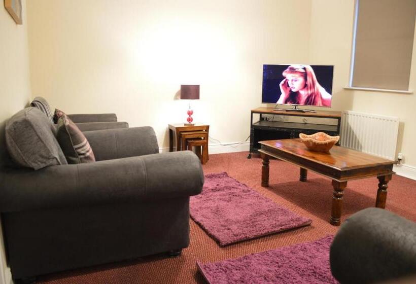 The Townhouse Newcastle