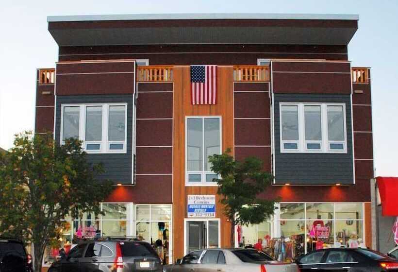 Downtown Condo With Lake & Bay Views