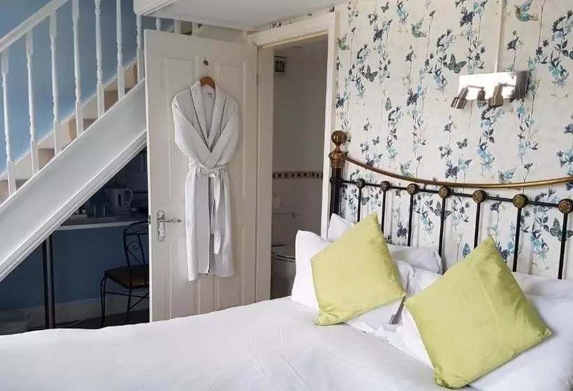 Majatalo Peel Hey Guest House