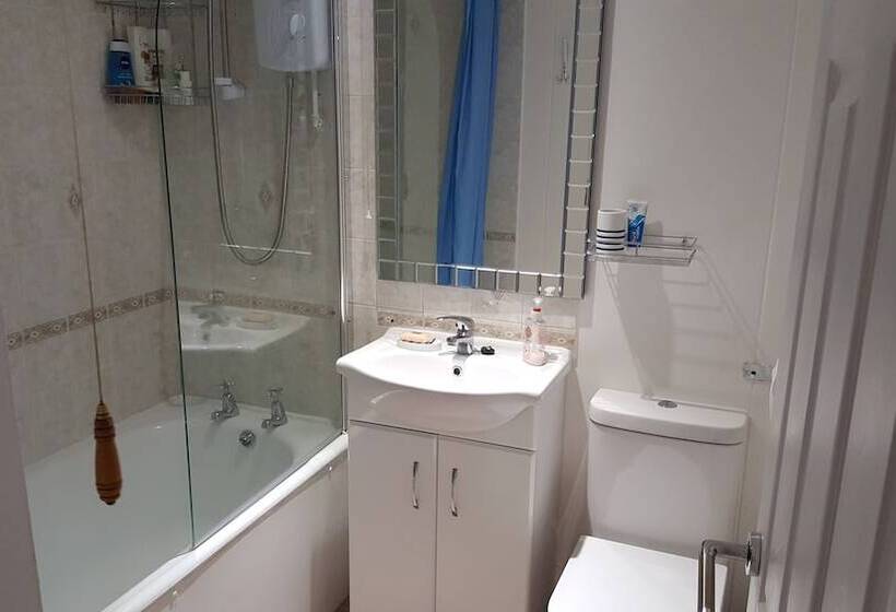 Cambridge Inn: Central Self Catering Cottage