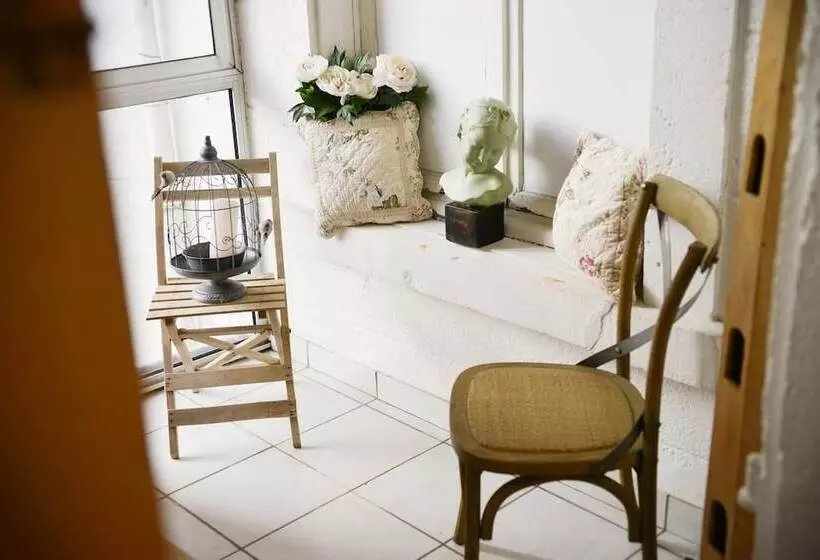 ホテル Appartement Dernier Sous
