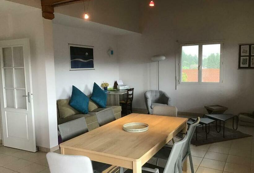 Les Balcons De La Luye