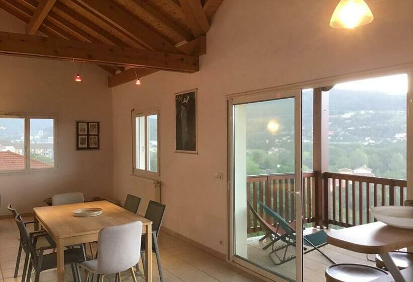 Les Balcons De La Luye