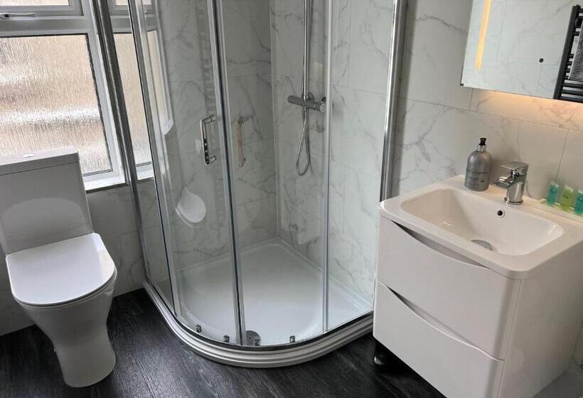 פנסיון Princetown Guesthouse