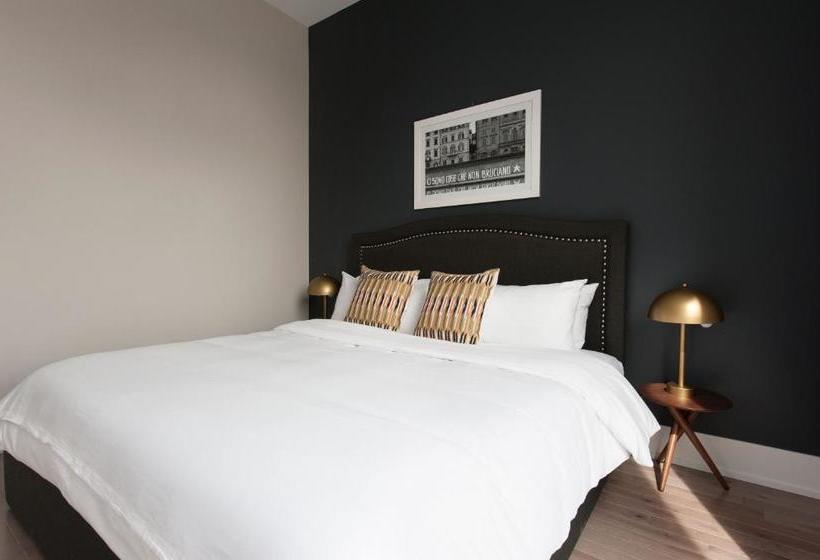 Sonder At 943 Crosby