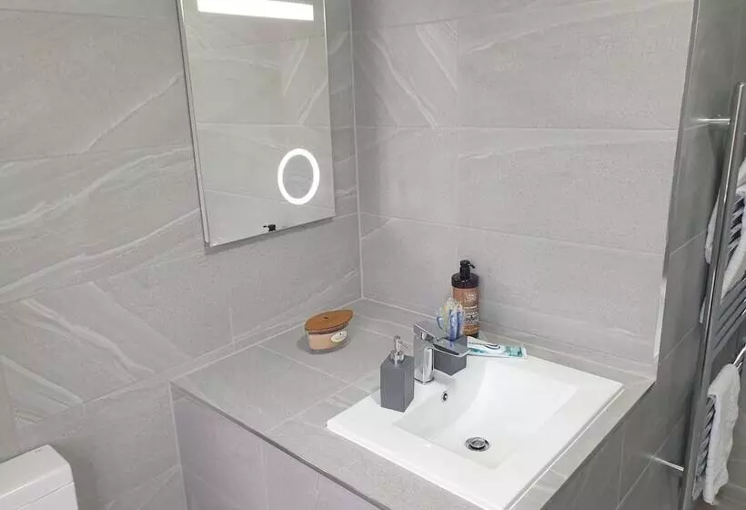 South Shield S Diamond 3 Bedroom House Sleeps 6