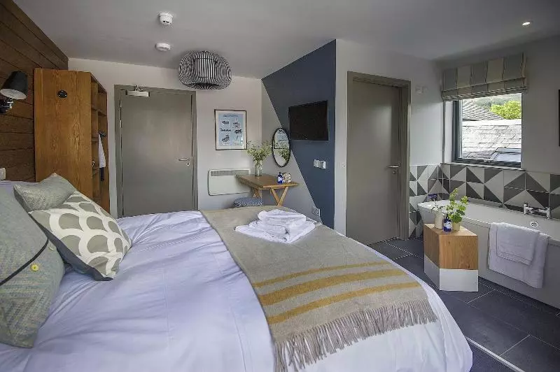 Aamiaismajoitus (B&B) Lock Chambers, Caledonian Canal Centre