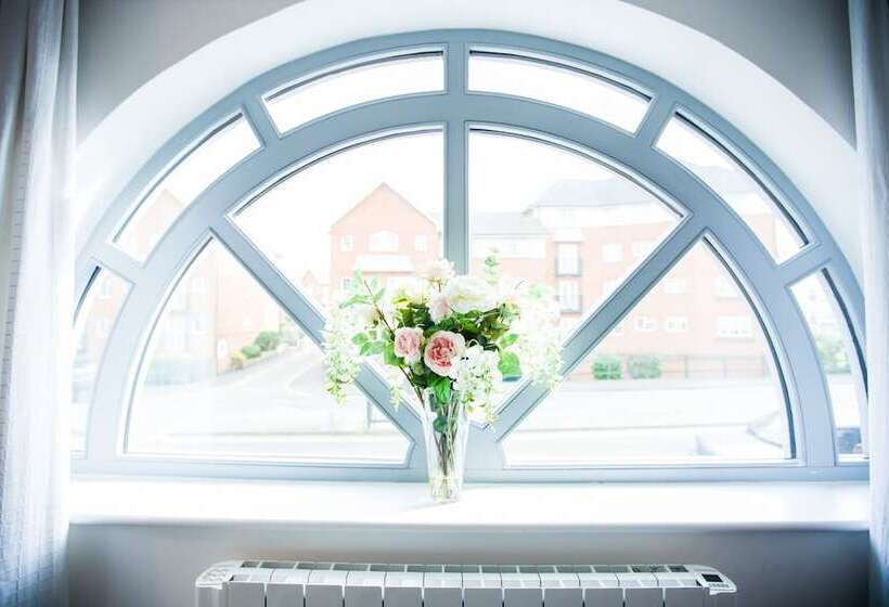 King Edward Apartments