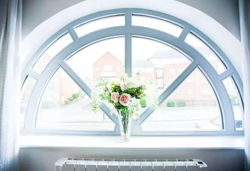 King Edward Apartments