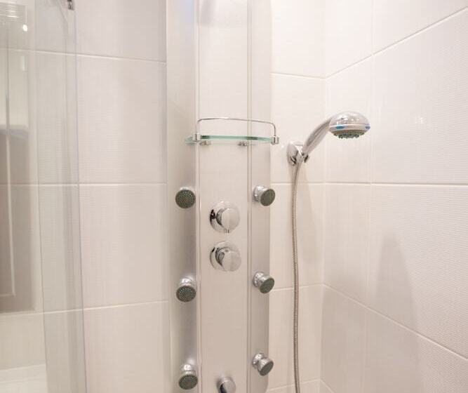 King Edward Apartments