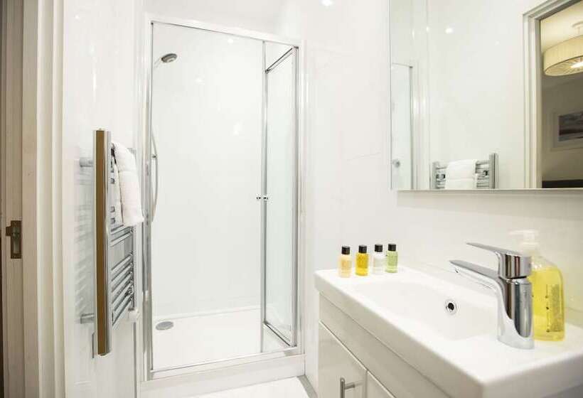 King Edward Apartments