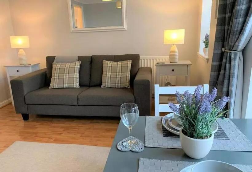 Kintyre Apartment