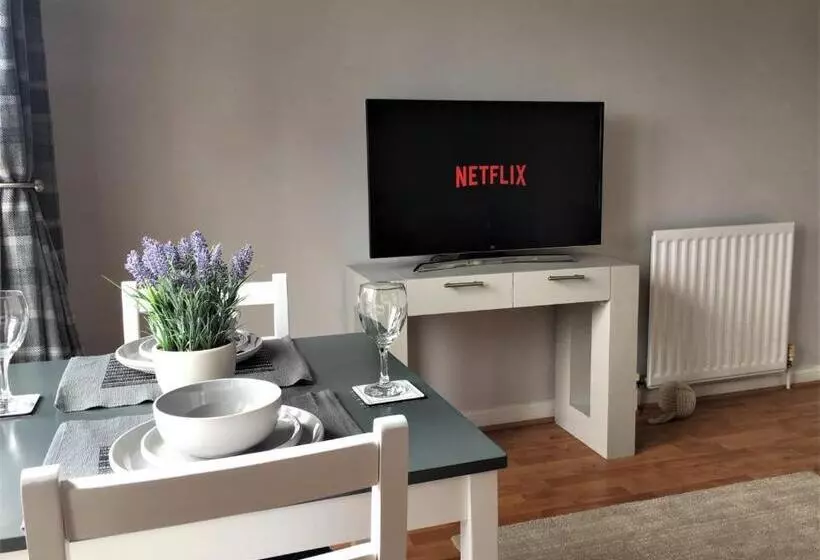 Kintyre Apartment