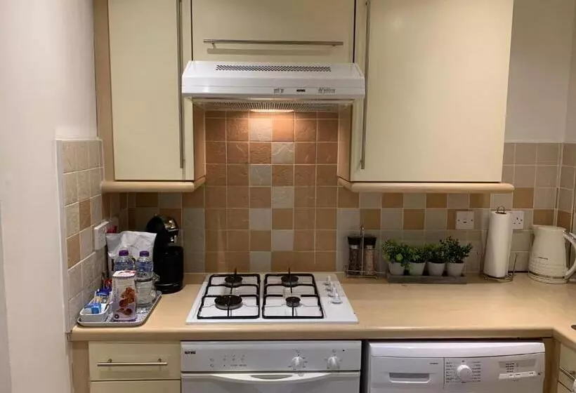 Kintyre Apartment