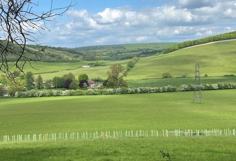 5 Charlton Mill Way B&b