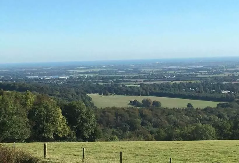 5 Charlton Mill Way B&b