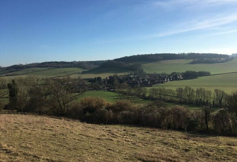 5 Charlton Mill Way B&b