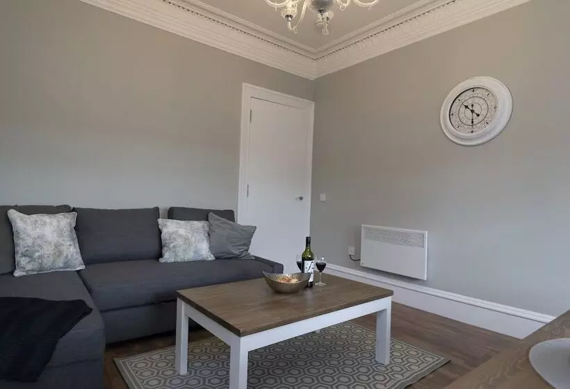 Greenstar Apartments