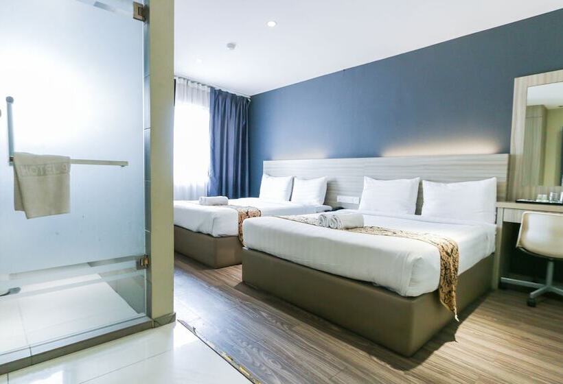 فندق 99   Kepong