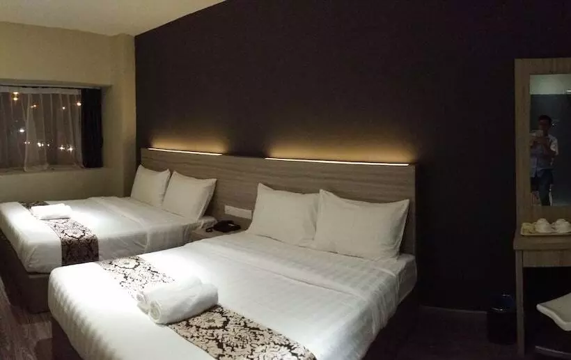 ホテル 99   Kepong