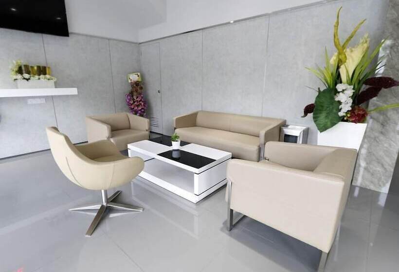 فندق 99   Kepong