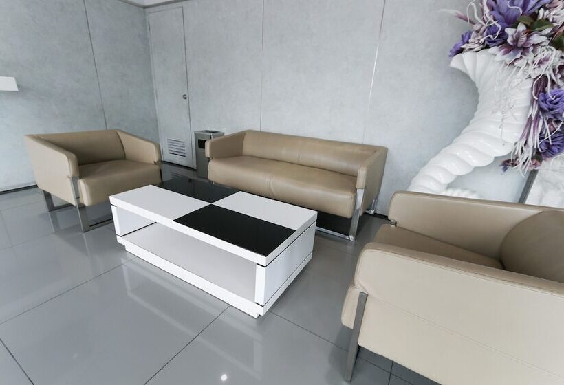 فندق 99   Kepong